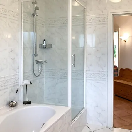 Windfluechter 4 زنغست